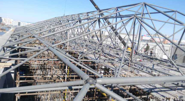 合肥细数网架装配中抉择应用钢结构对室第的优势